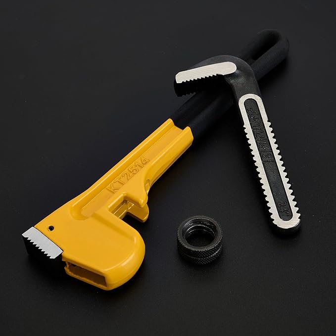 24 Inch Adjustable Heavy Duty Pipe Wrench, High Carbon Steel with Precision Worm Gear and Serrated Jaws, for Industrial Pipe Installation & Repair